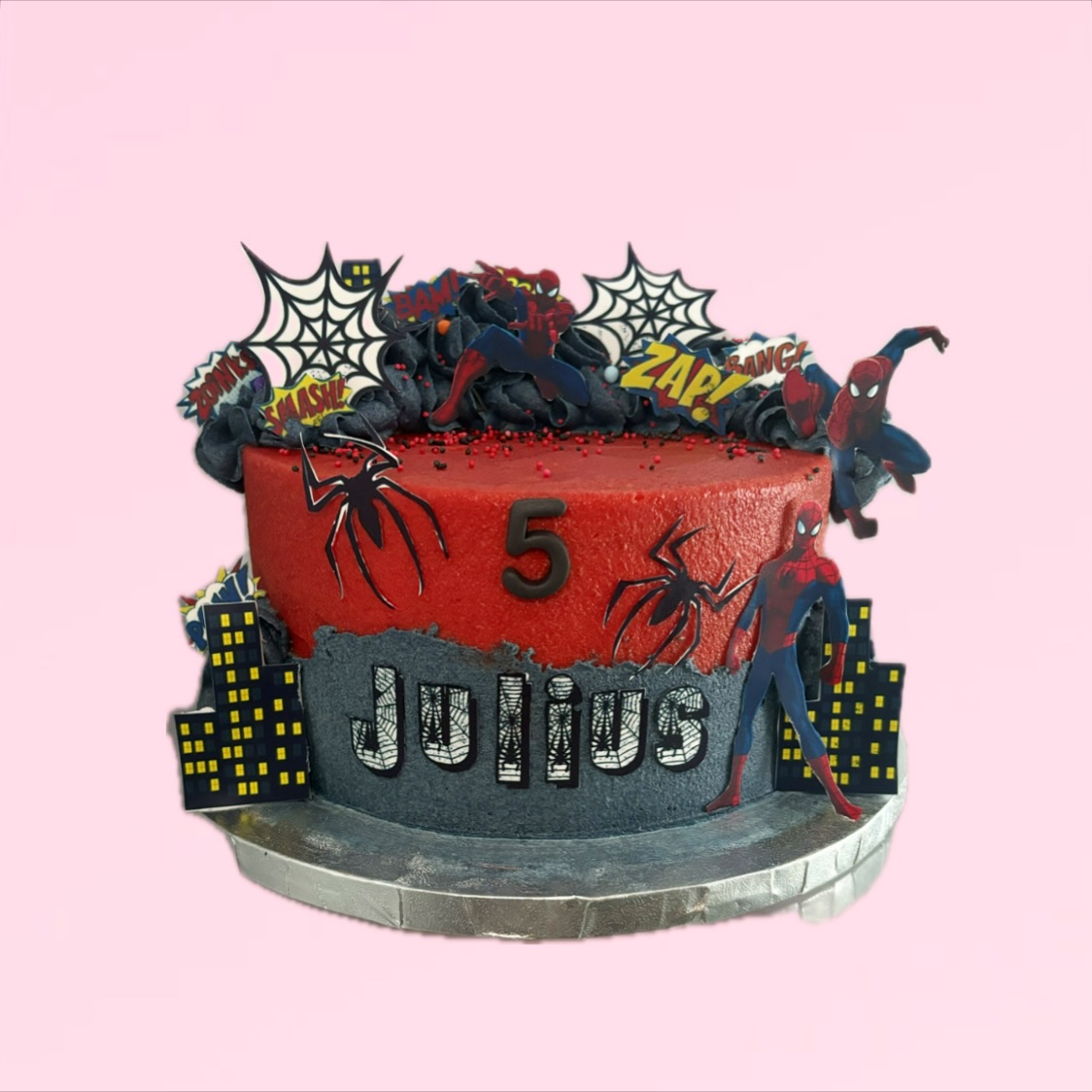 Spidey taart voor Julius!
🕷️🩷