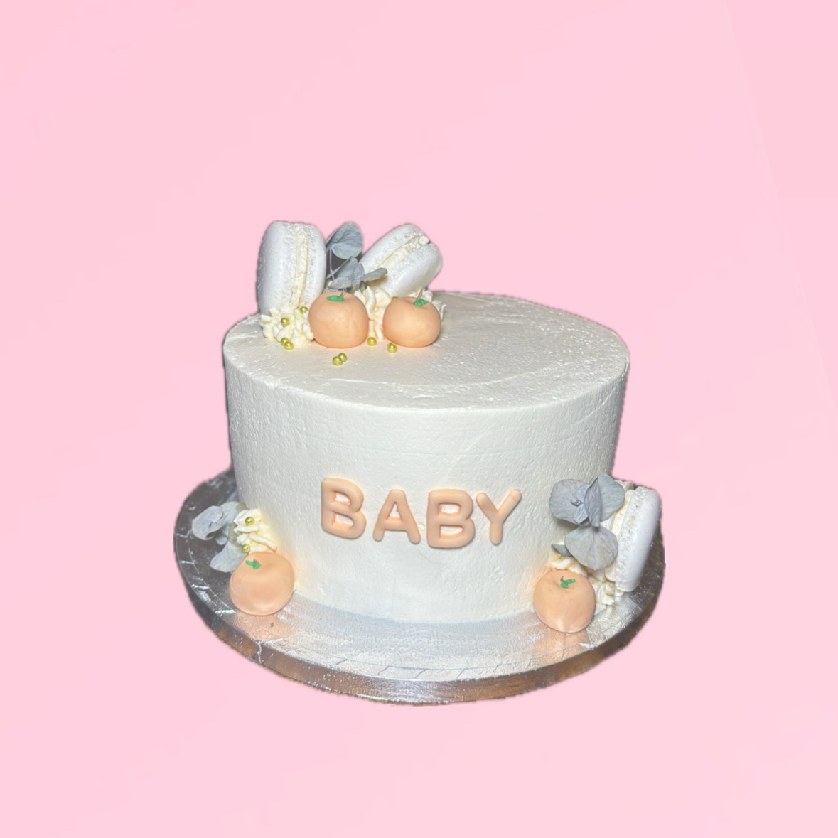 Babyshower time!
Voor de vriendin van Dora, deze vanille taart met verse vegan macarons en appeltjes in perzik kleur 🌸✨