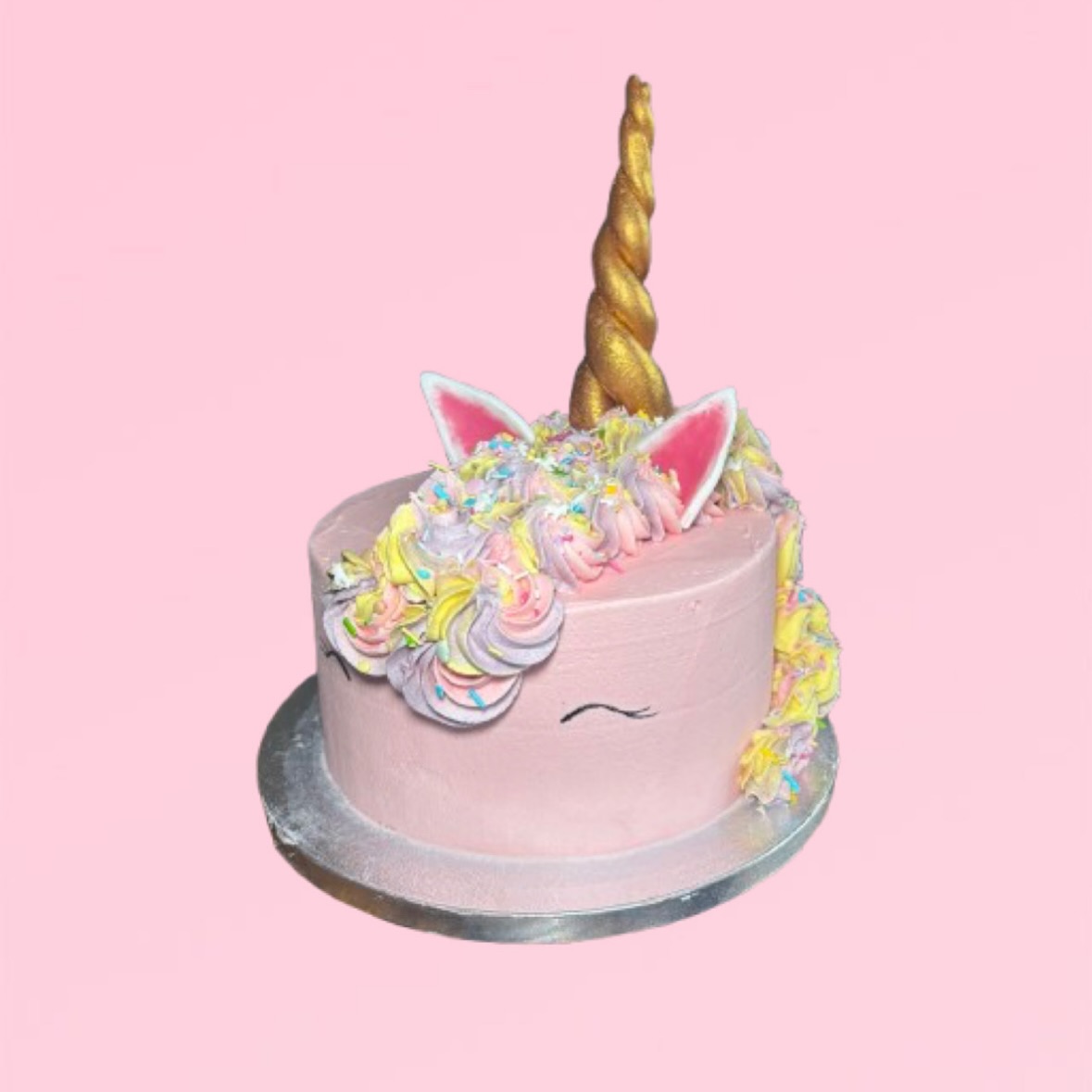 Deze unicorn heb ik lang niet meer gemaakt! Superleuk om weer te mogen doen. Gefeliciteerd Evangely 🩷✨